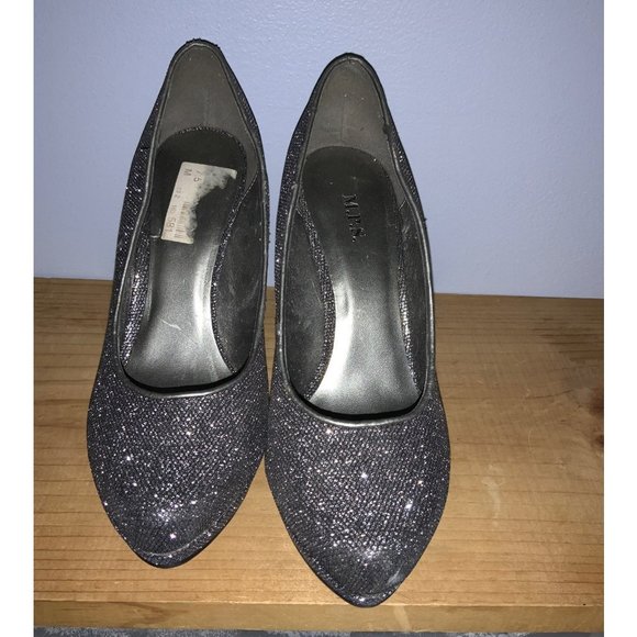 Sparkling Heels - Picture 3 of 4